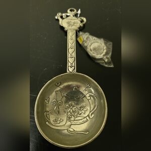 Decorative Silver Teabag Holder with Heart and Floral Design